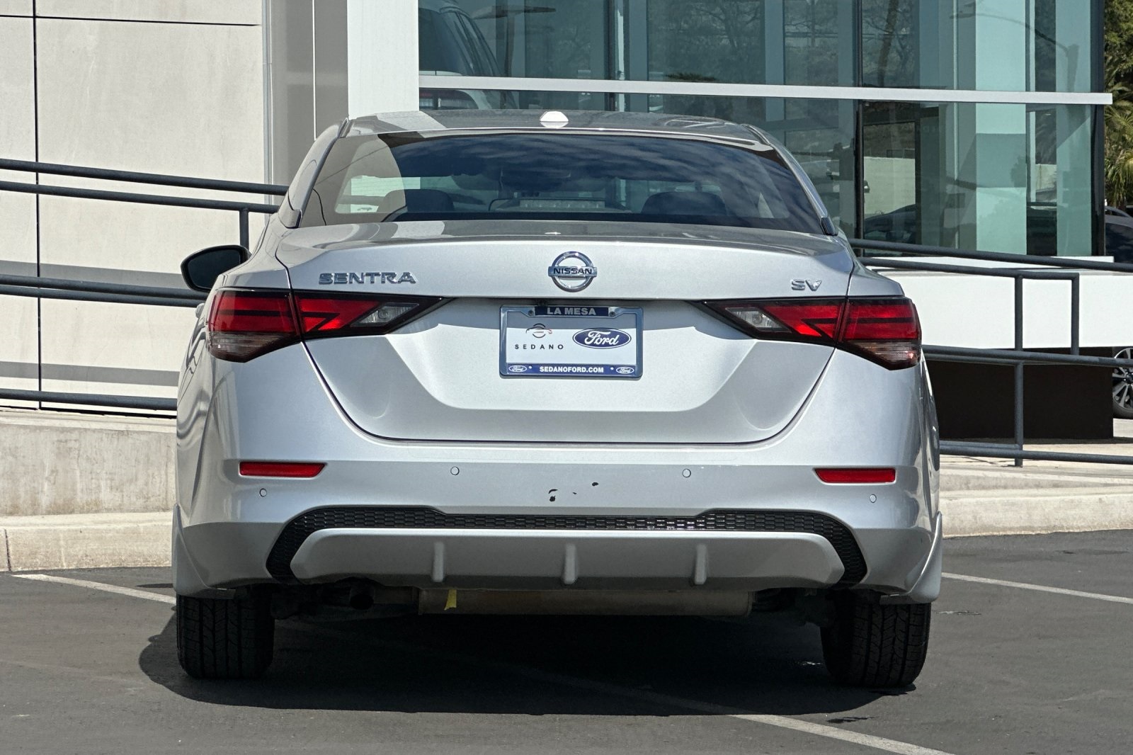 2022 Nissan Sentra SV photo 4