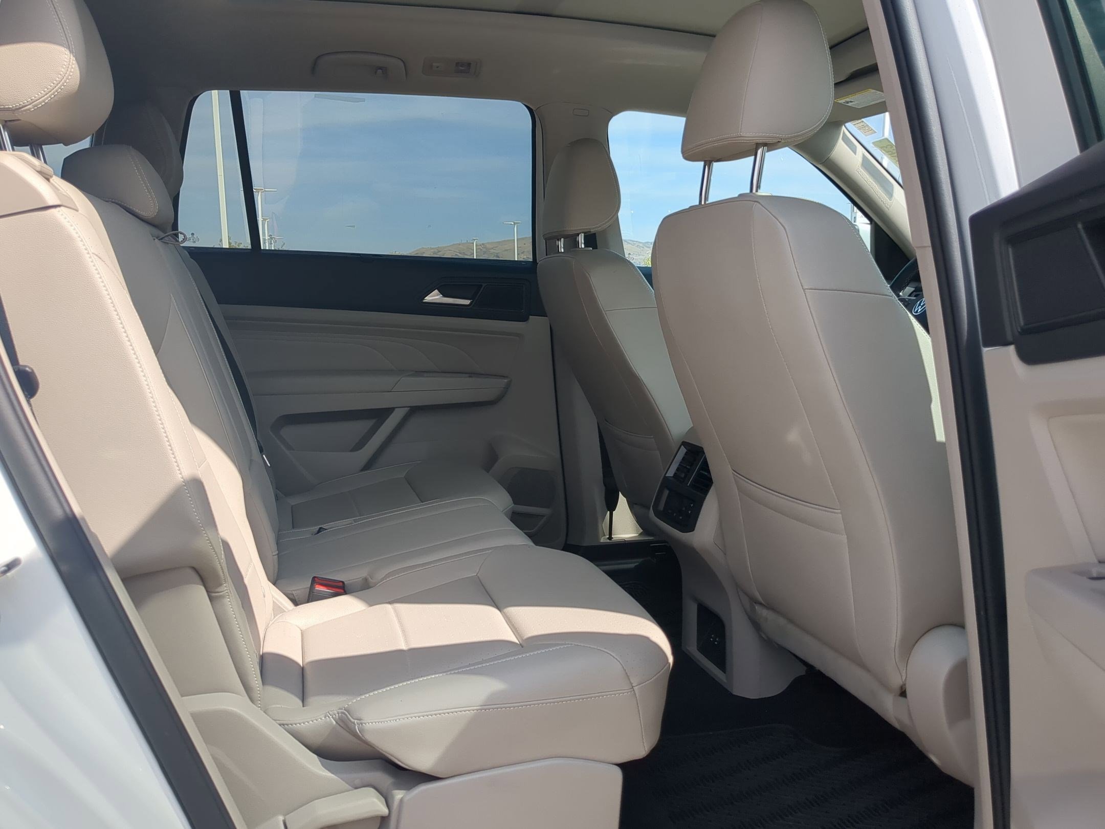 2023 Volkswagen Atlas V6 SE Technology photo 19