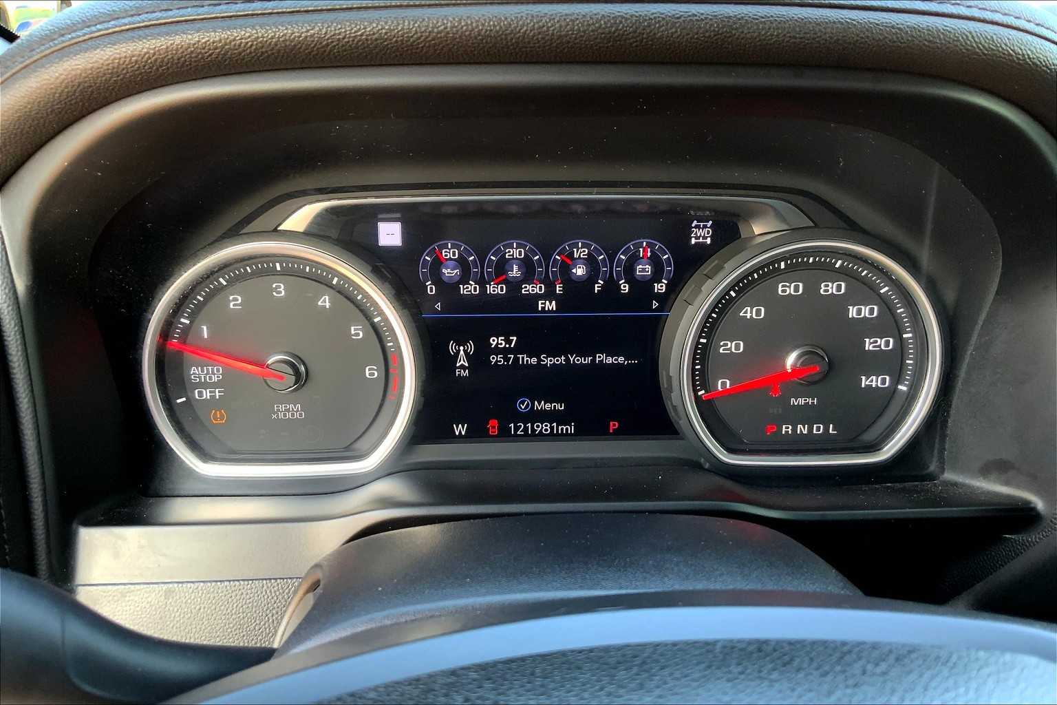 2019 Chevrolet Silverado 1500 High Country photo 24