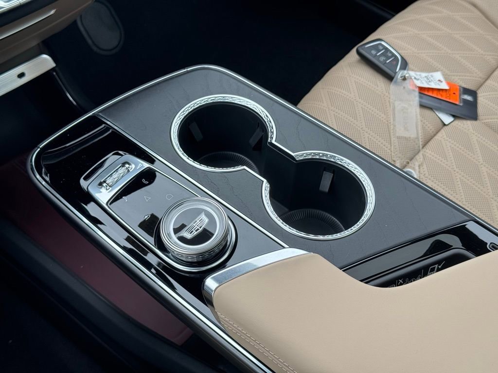 2025 Cadillac Lyriq Sport photo 28