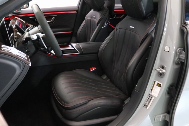 2024 Mercedes Benz S AMG 63 E PERFORMANCE photo 18