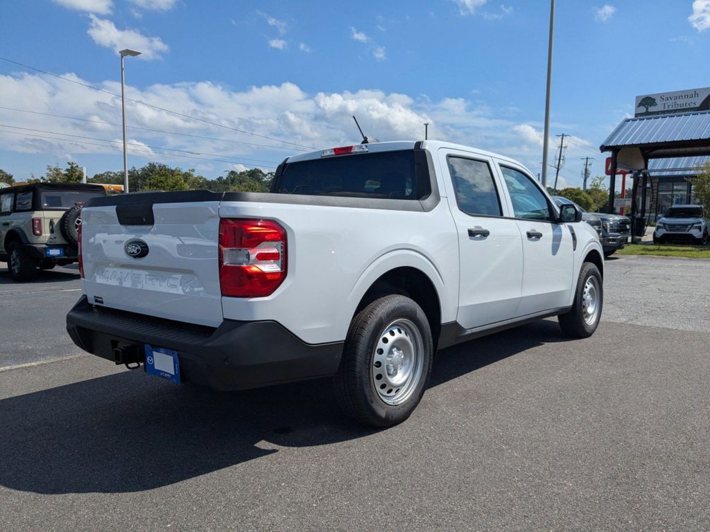 2025 Ford Maverick XL photo 2