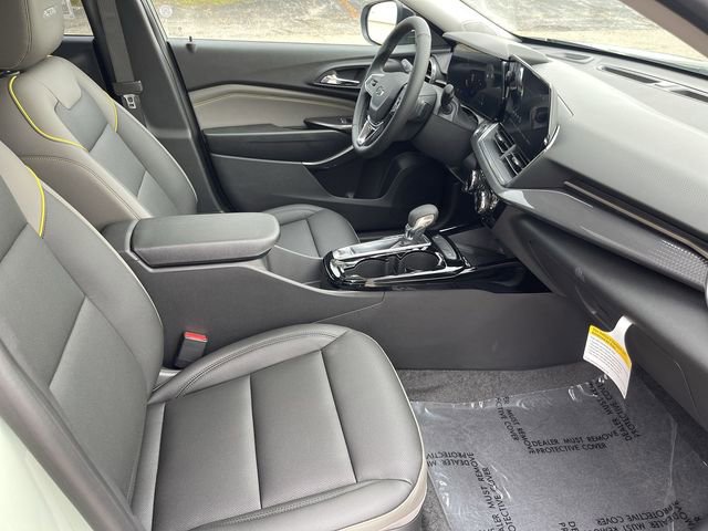 2025 Chevrolet Trax ACTIV photo 8