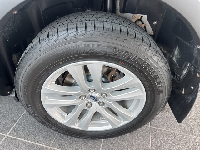 2019 Ford Explorer XLT photo 5