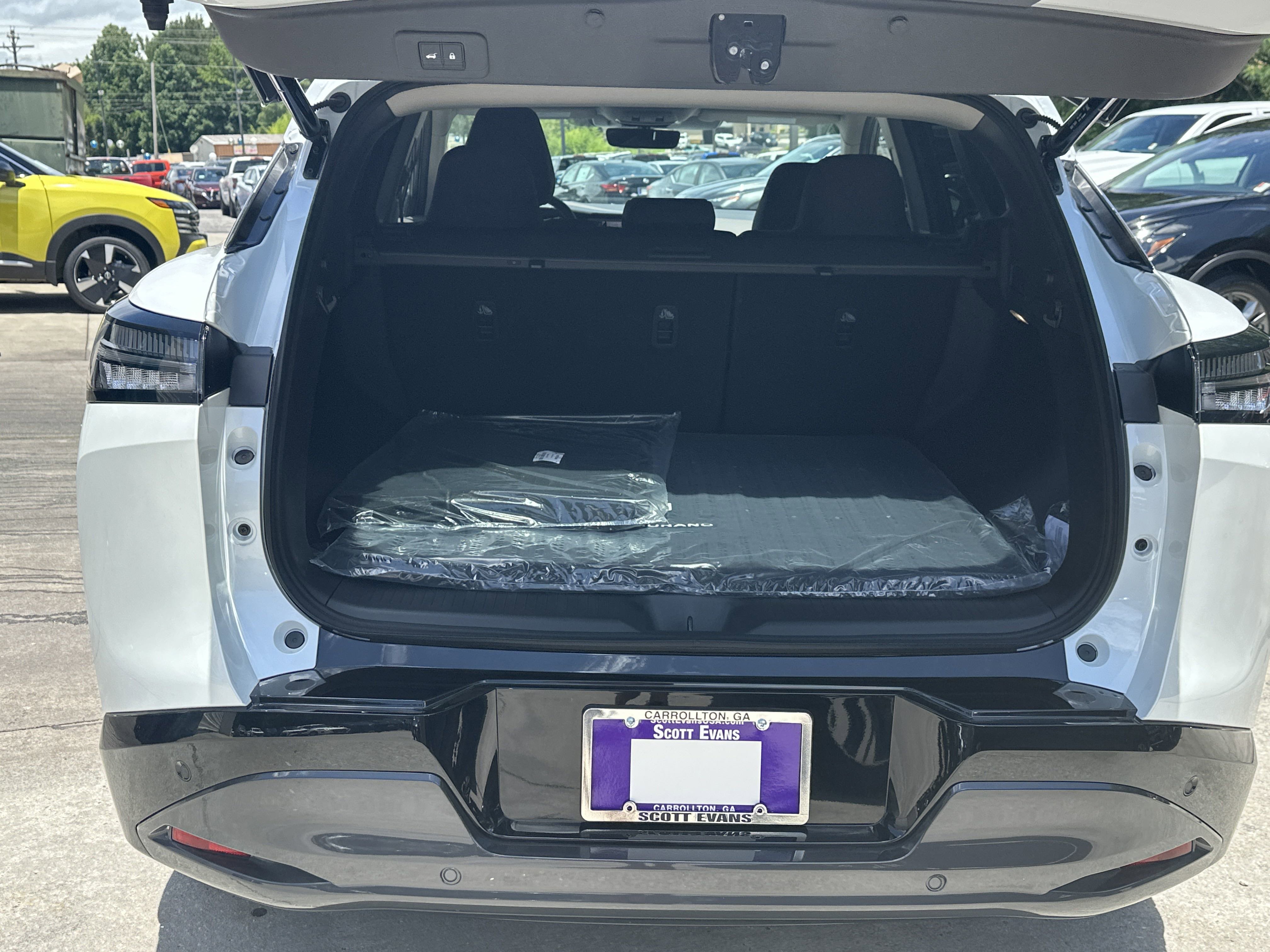 2025 Nissan Murano Platinum photo 11