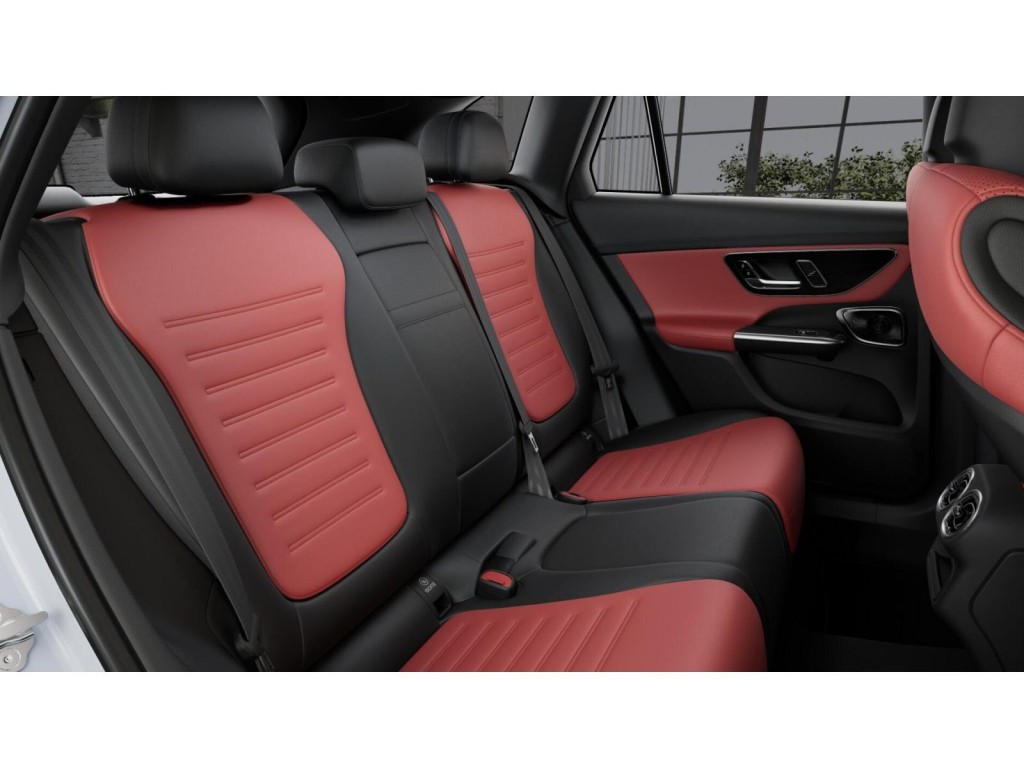 2026 Mercedes Benz GLC 300 photo 5