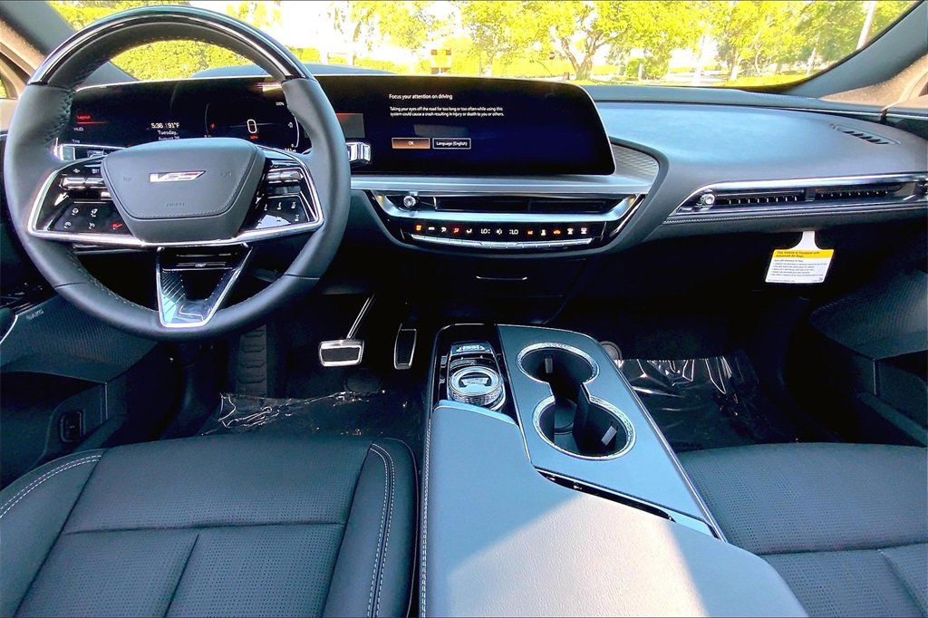 2026 Cadillac Lyriq photo 6