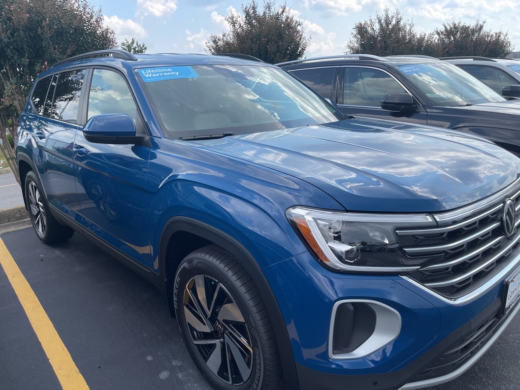2026 Volkswagen Atlas SE Technology photo 3