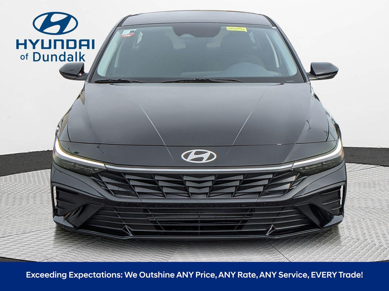 2025 Hyundai Elantra SE photo 2