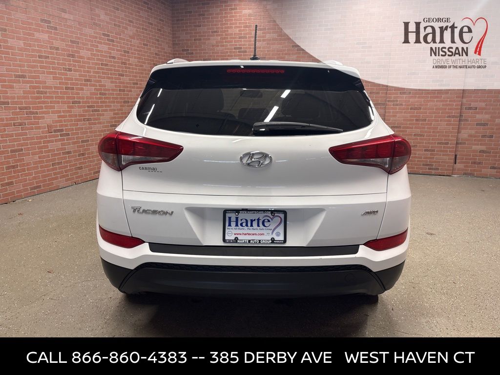 2017 Hyundai Tucson SE photo 3