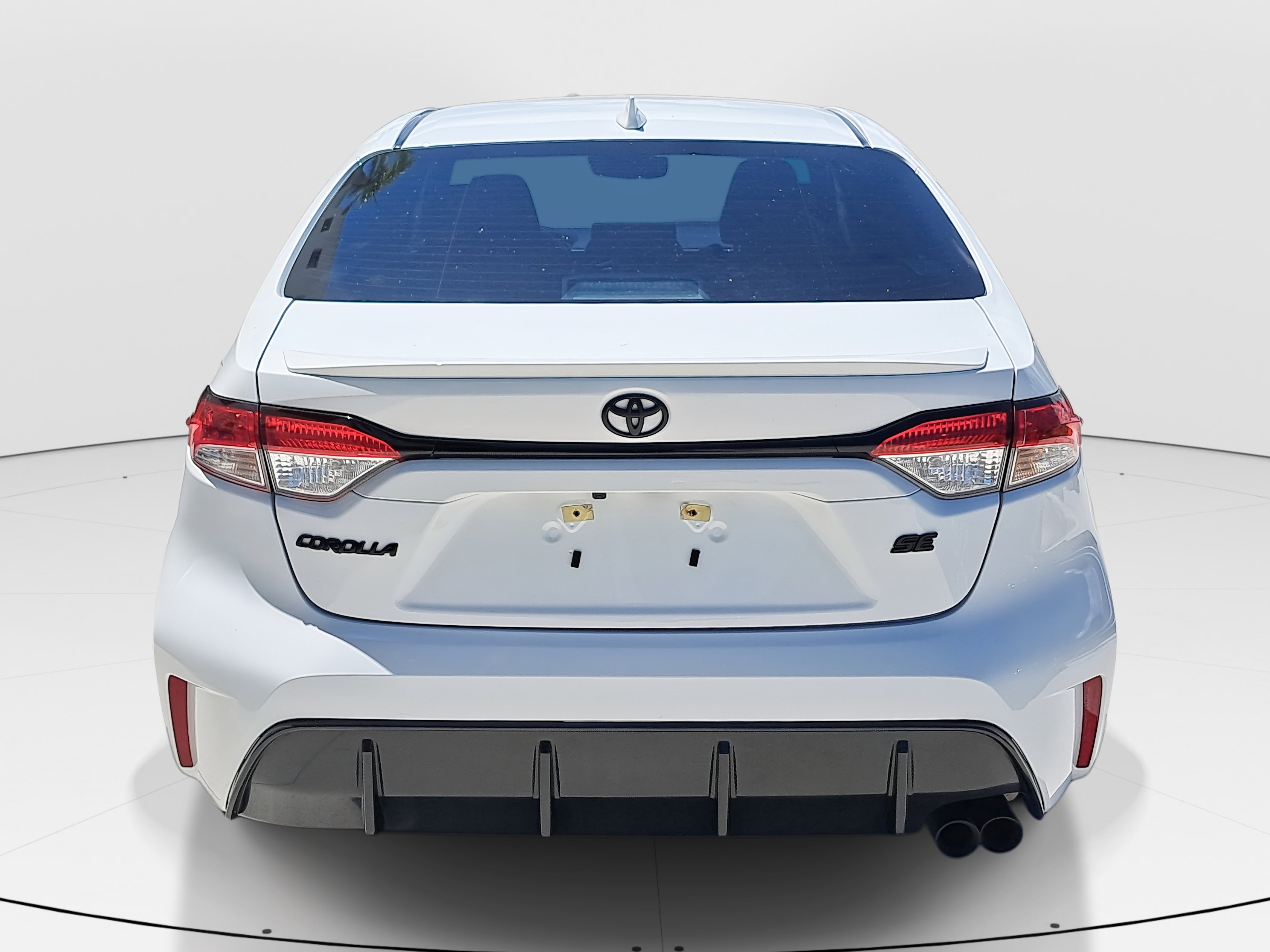 2023 Toyota Corolla SE photo 4