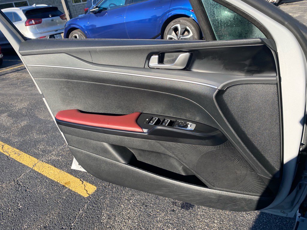 2023 Kia K5 GT-Line photo 21