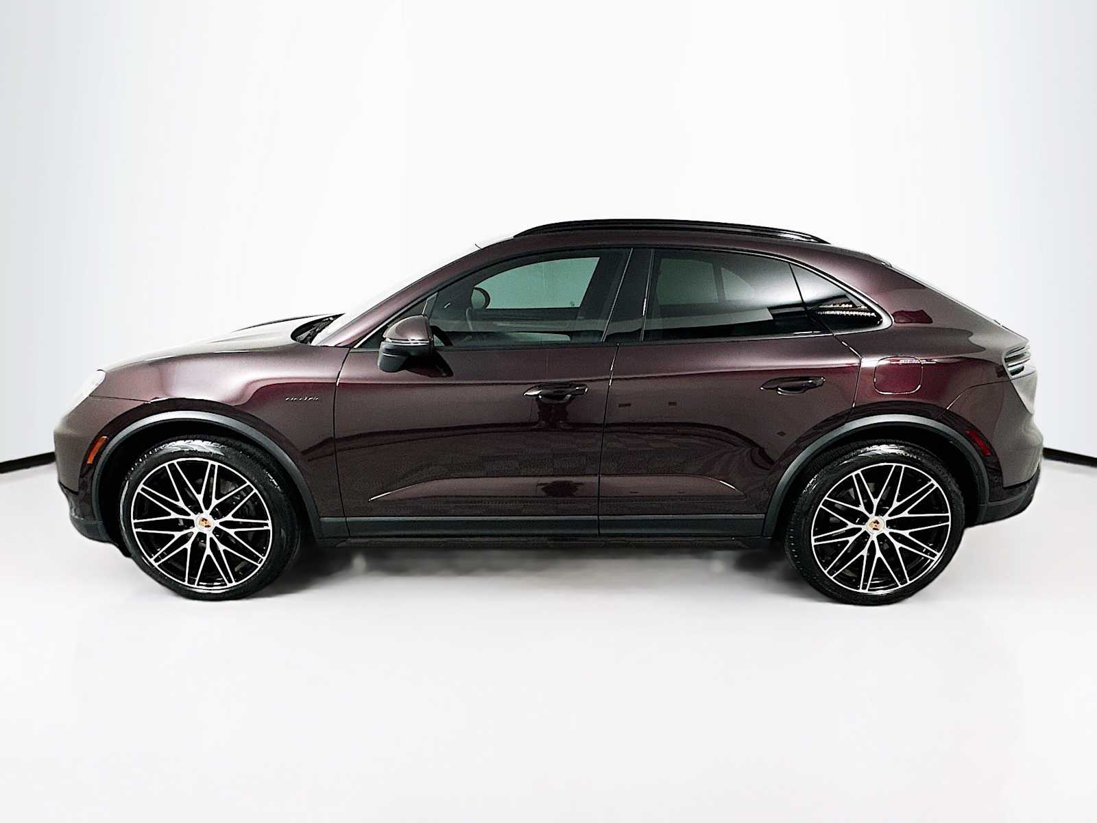Certified 2025 Porsche Macan Base with VIN WP1AD2XA4SL076661 for sale in Chandler, AZ
