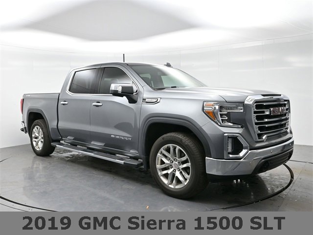 2019 GMC Sierra SLT's photo