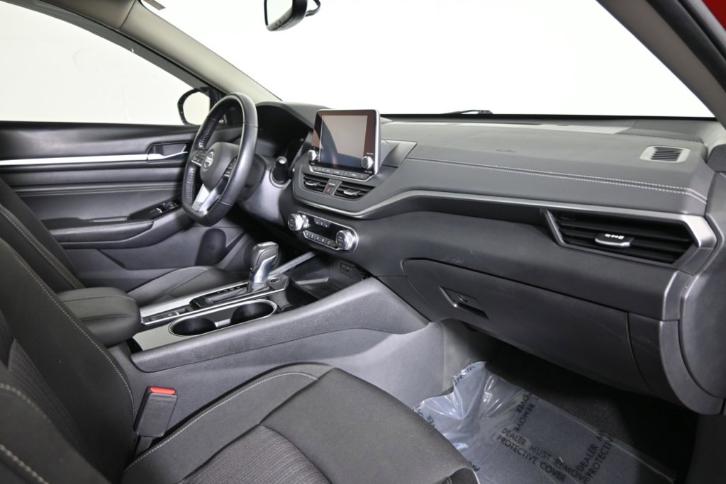 2020 Nissan Altima 2.5 SV photo 14