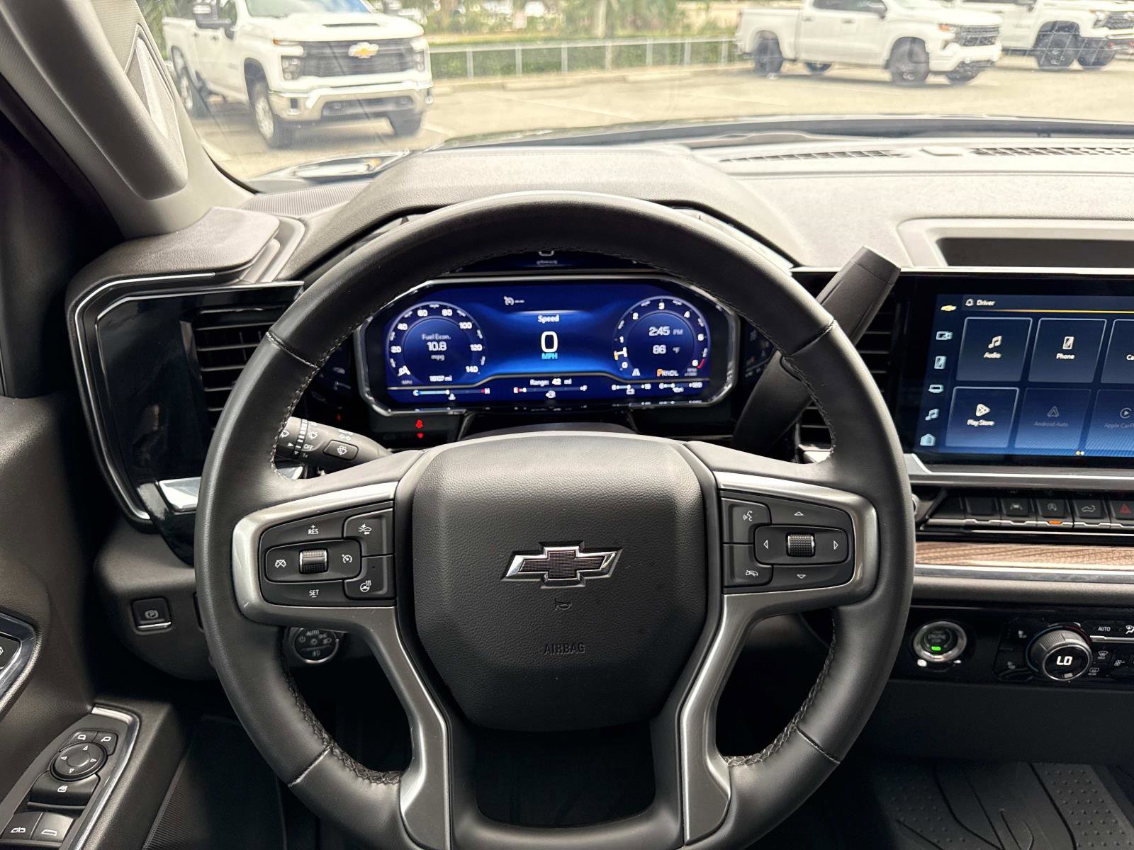 2024 Chevrolet Silverado 1500 RST photo 14