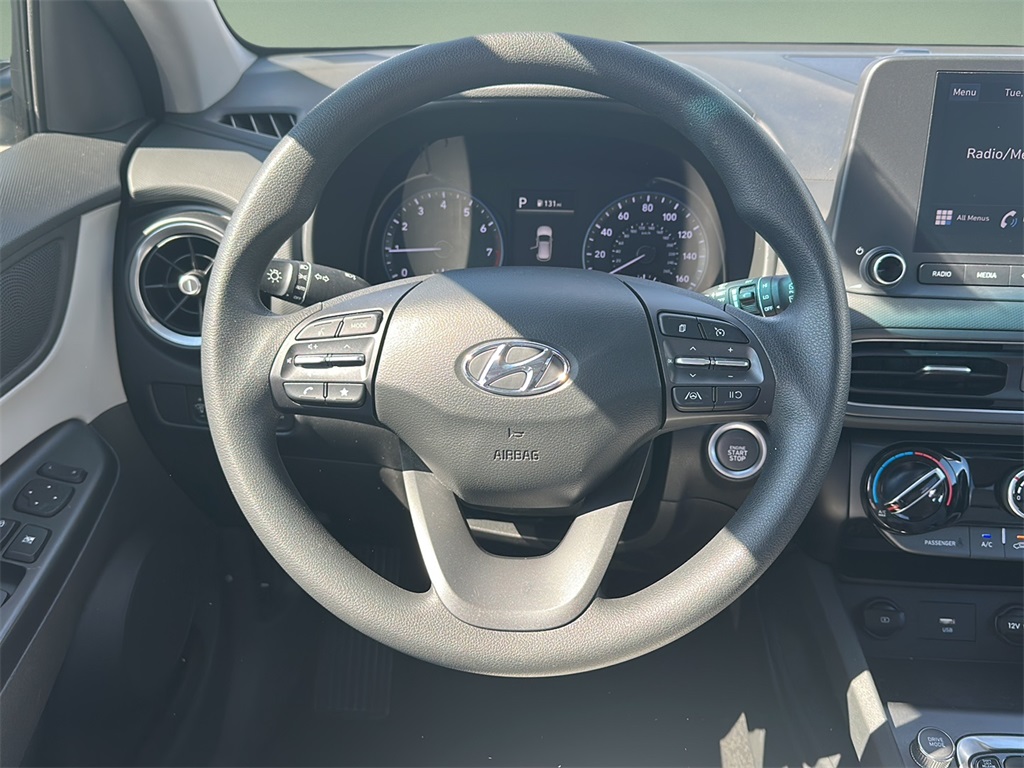 2023 Hyundai Kona SEL photo 8