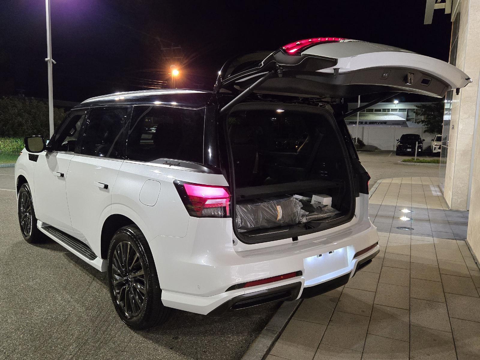 2026 Infiniti QX80 photo 19