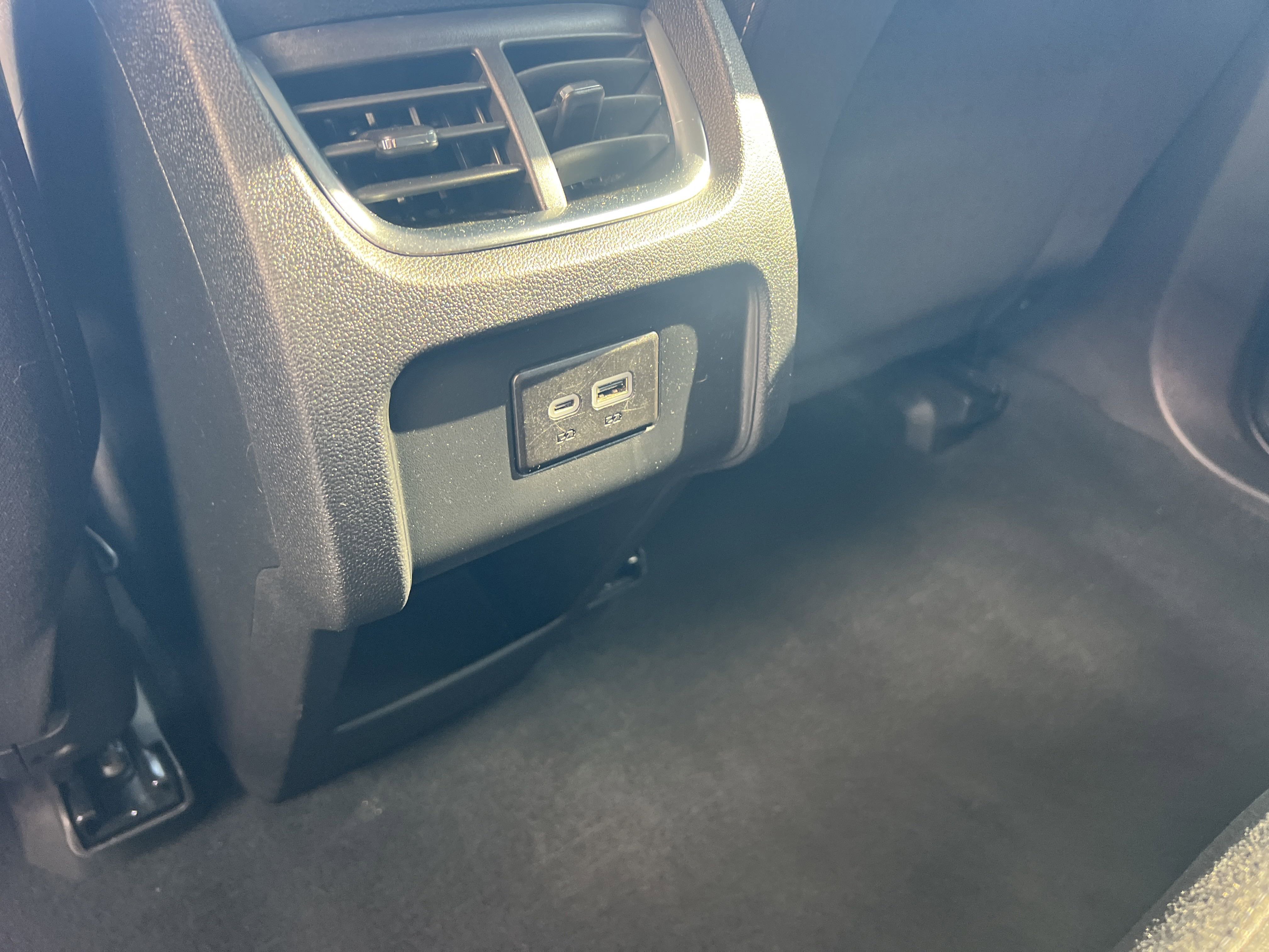 2023 Chevrolet Blazer 2LT photo 9