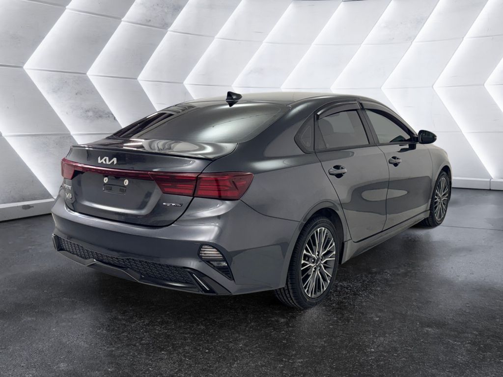 2023 Kia Forte GT-Line photo 4