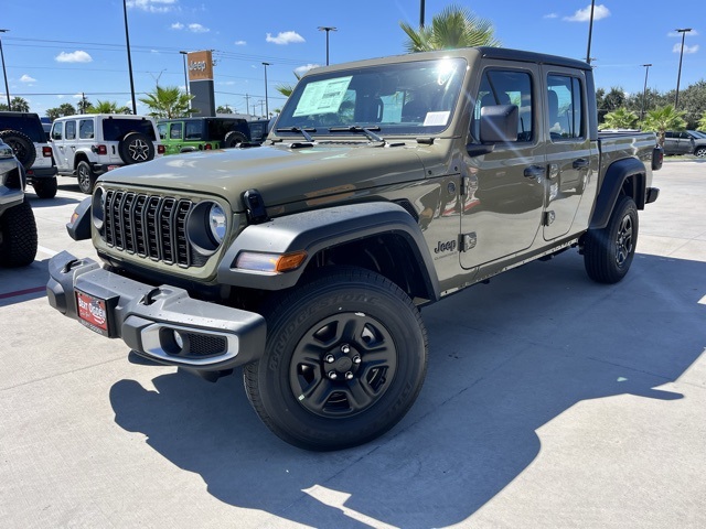 2025 Jeep Gladiator Sport photo 3