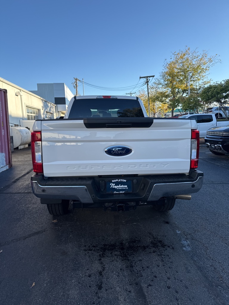 2019 Ford F-250 XLT photo 4