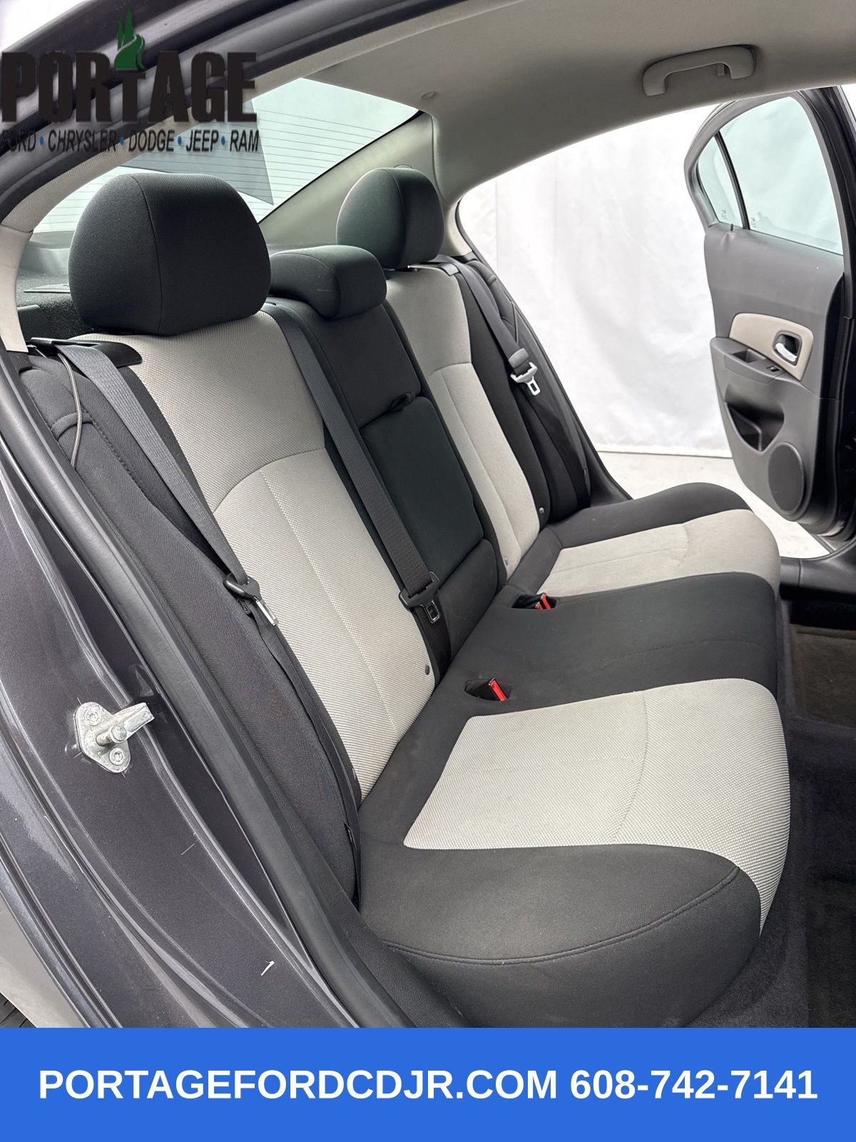 2011 Chevrolet Cruze LS photo 24