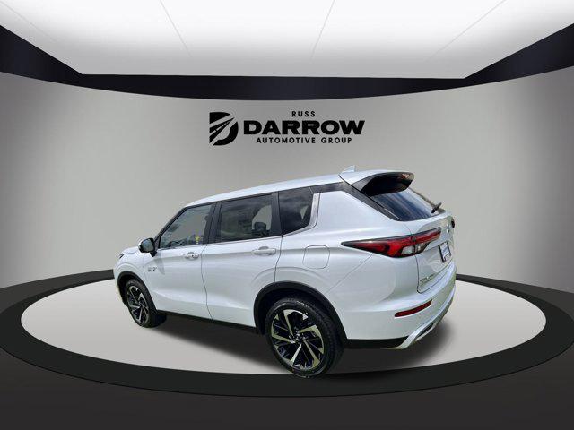 2025 Mitsubishi Outlander PHEV SE S-AWC photo 5