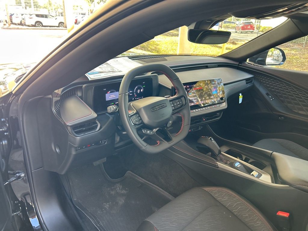 2025 Dodge Charger R/T photo 6