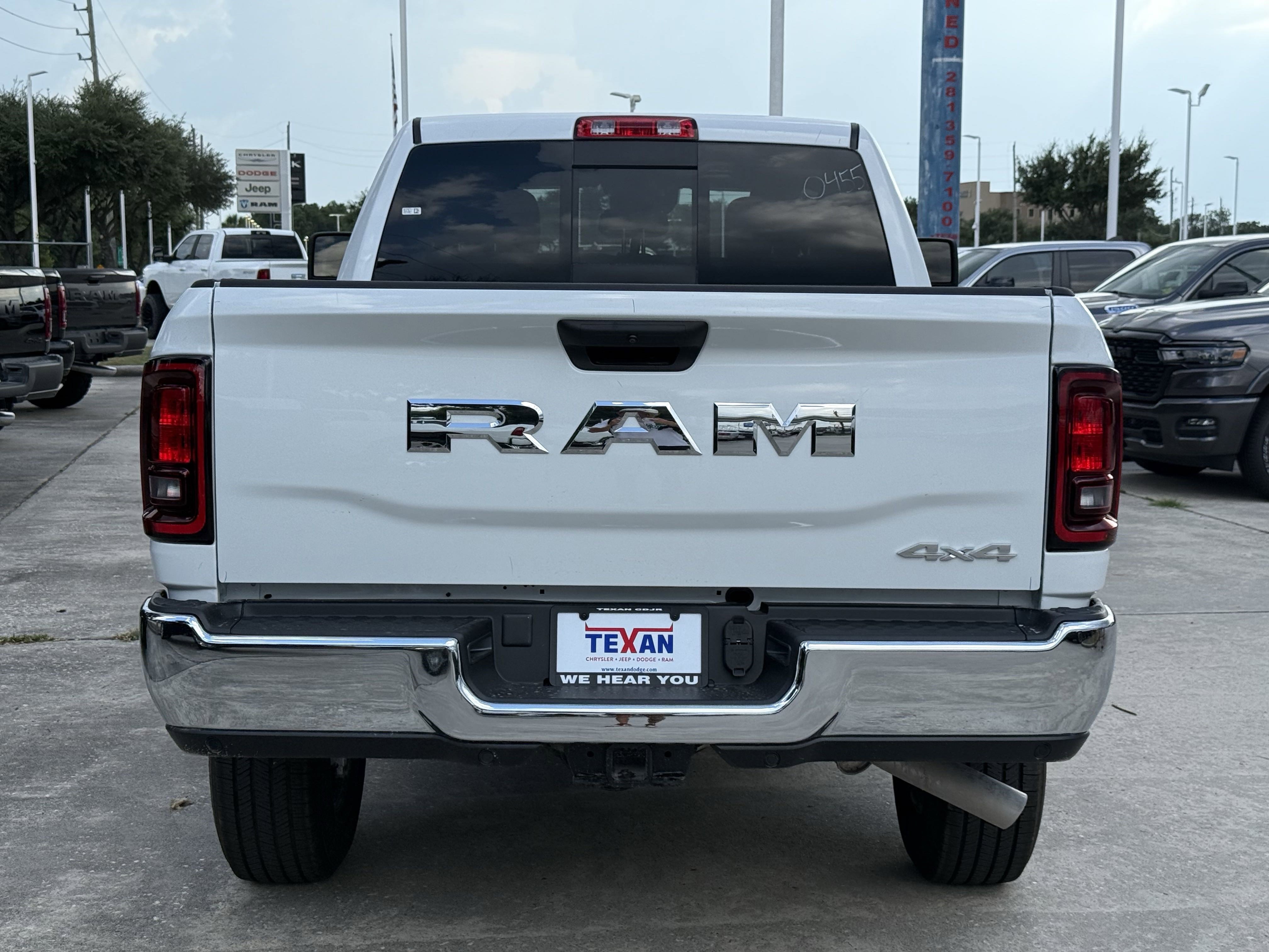 2026 Ram 2500 Tradesman photo 2