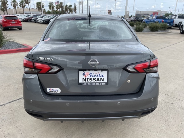 2025 Nissan Versa S photo 4