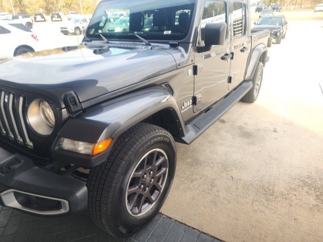 2021 Jeep Gladiator Overland's photo