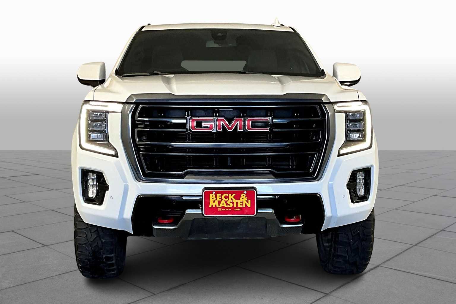 2022 Gmc Yukon AT4 photo 3