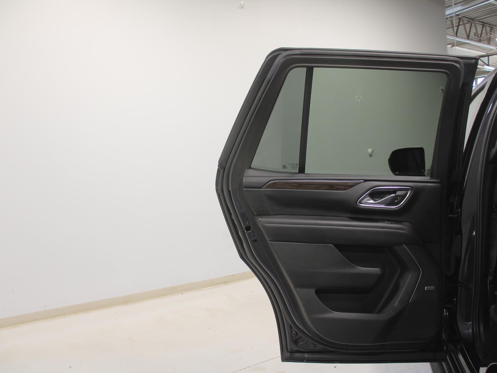 2022 Chevrolet Tahoe LT photo 23