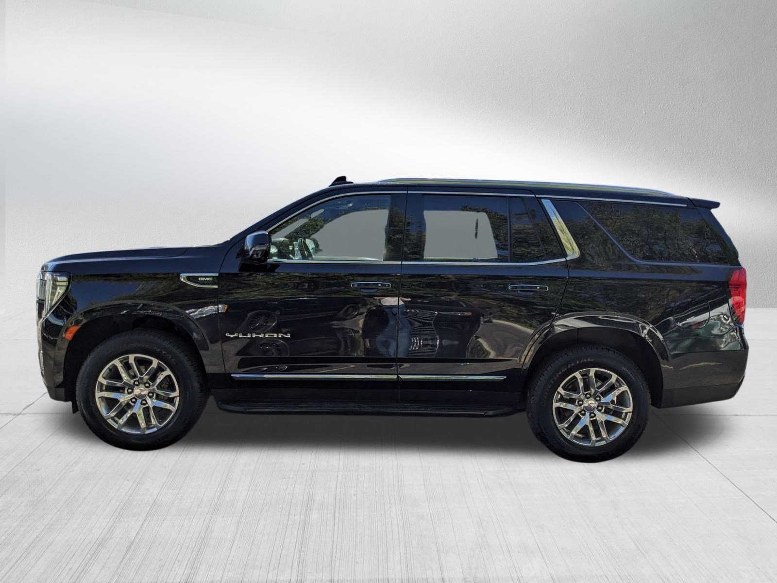 2022 Gmc Yukon SLT photo 2