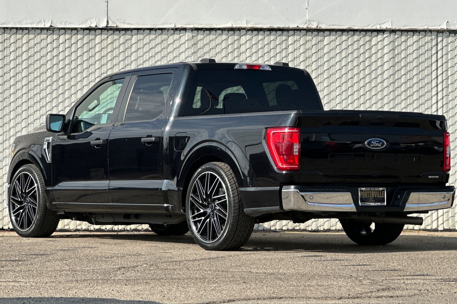 2023 Ford F-150 XLT photo 6