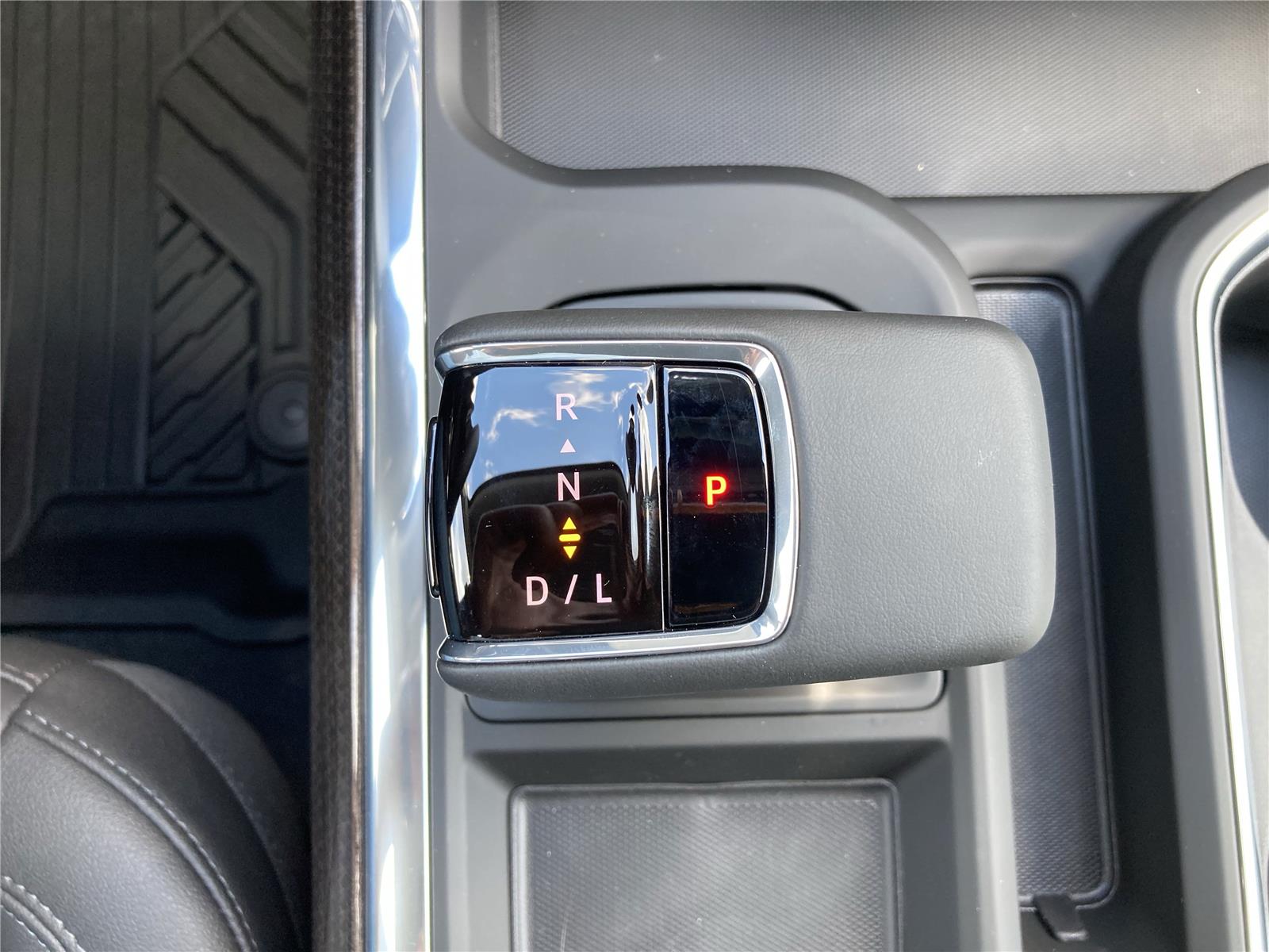 2026 Chevrolet Silverado 1500 RST photo 17