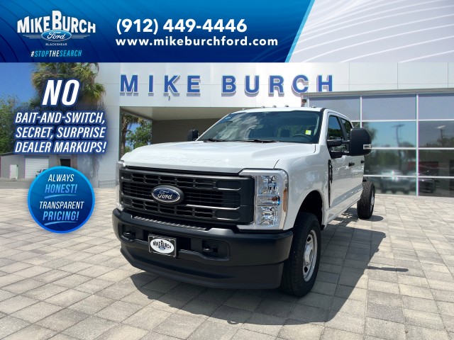 2025 Ford Chassis Cab F-350® XL