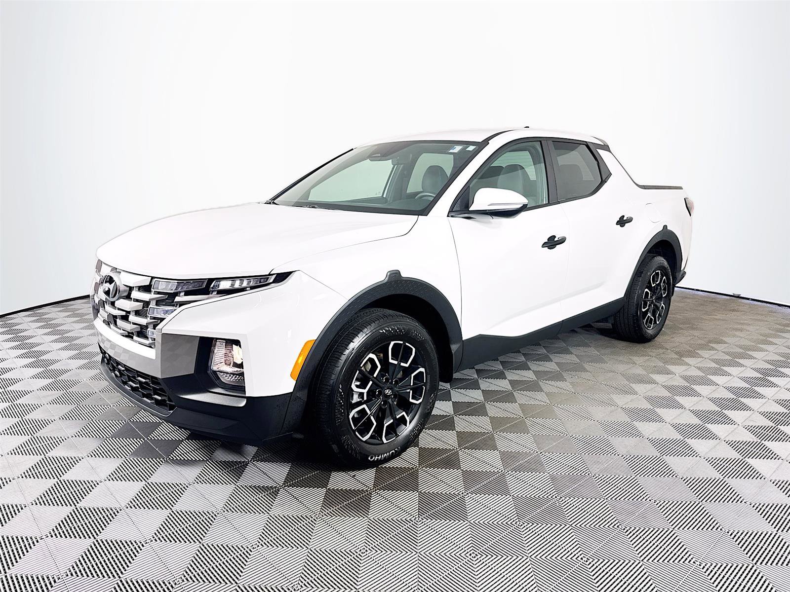 2023 Hyundai Santa Cruz SEL photo 3