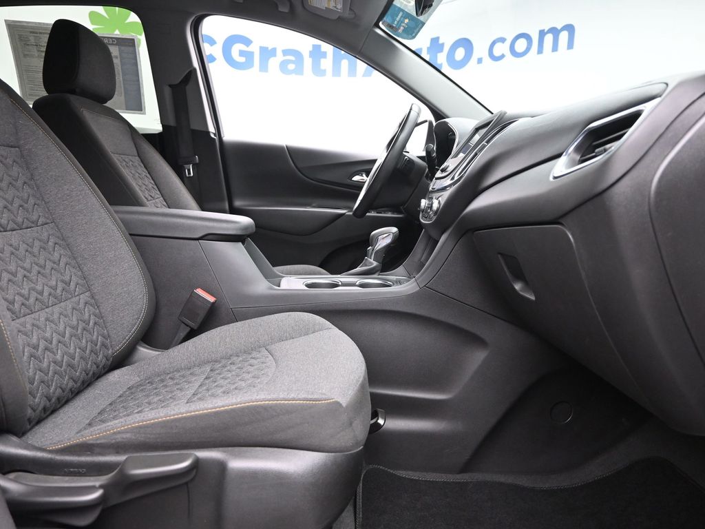 2022 Chevrolet Equinox LT photo 5