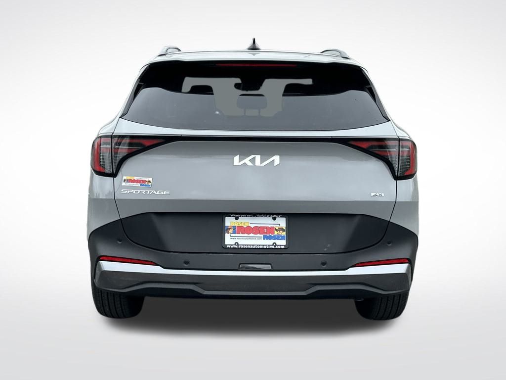 2026 Kia Sportage EX photo 3