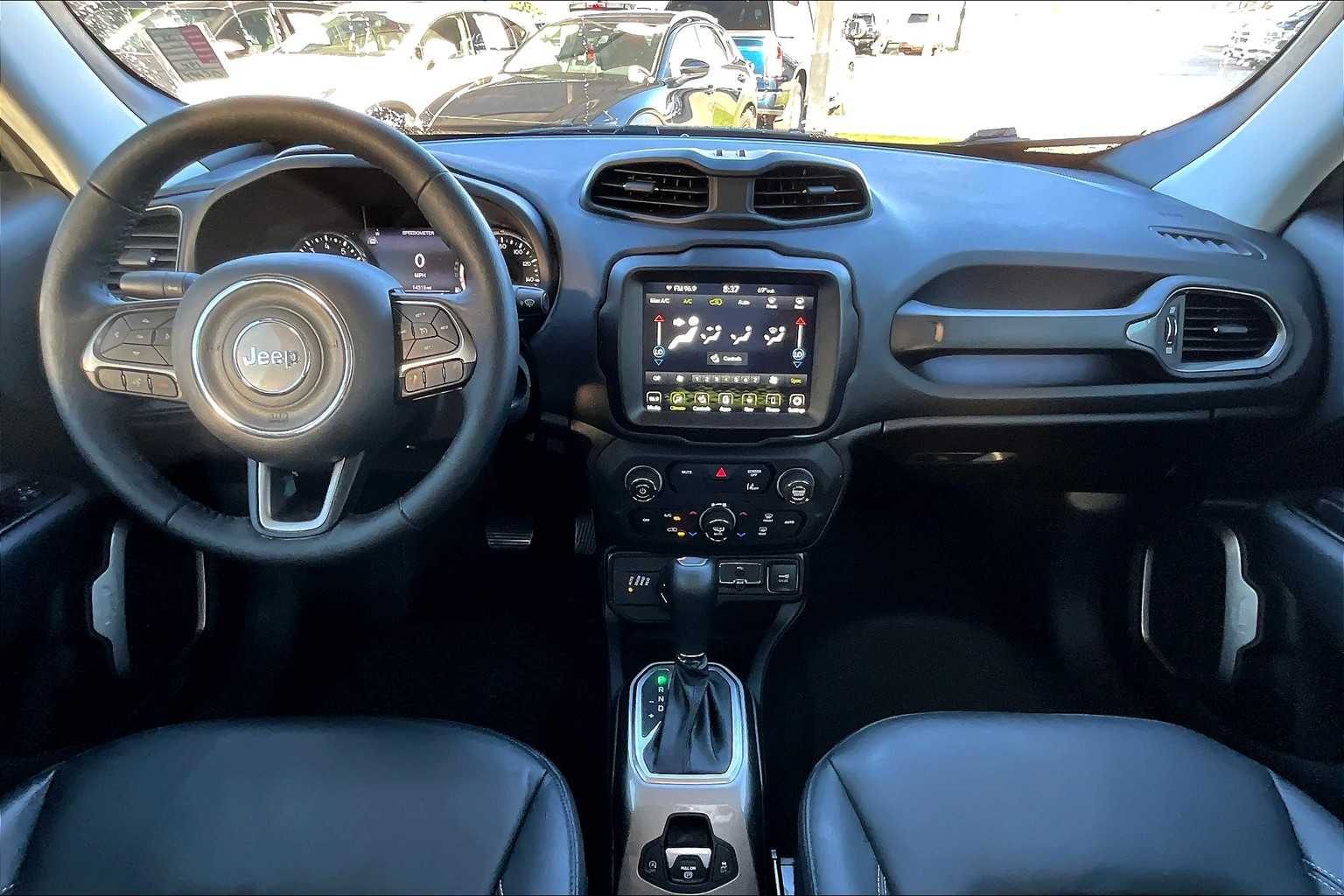 2022 Jeep Renegade Limited photo 15