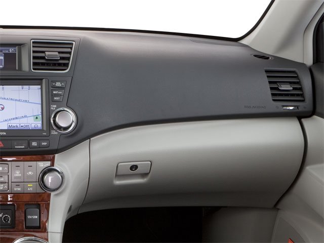 2013 Toyota Highlander Base Hybrid photo 16