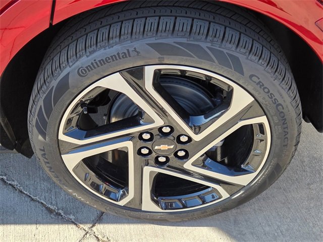 2025 Chevrolet Equinox EV 1LT photo 4