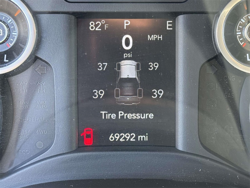2019 Ram 1500 Tradesman photo 24