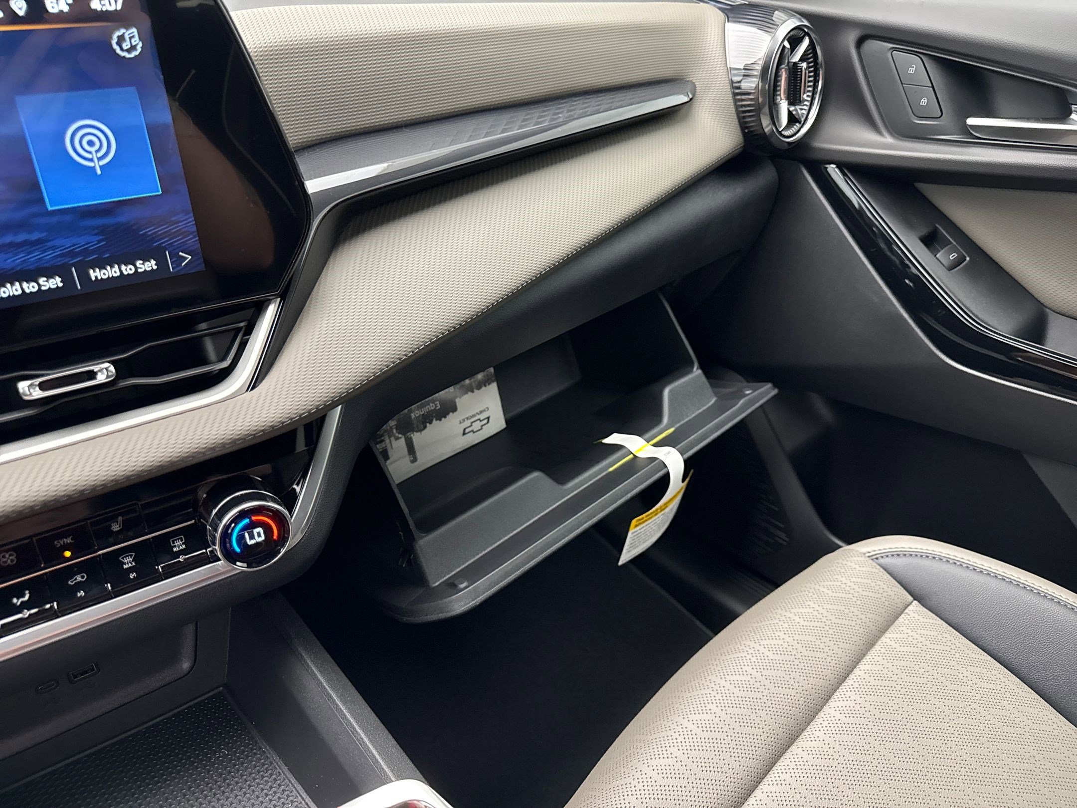 2026 Chevrolet Equinox LT photo 35