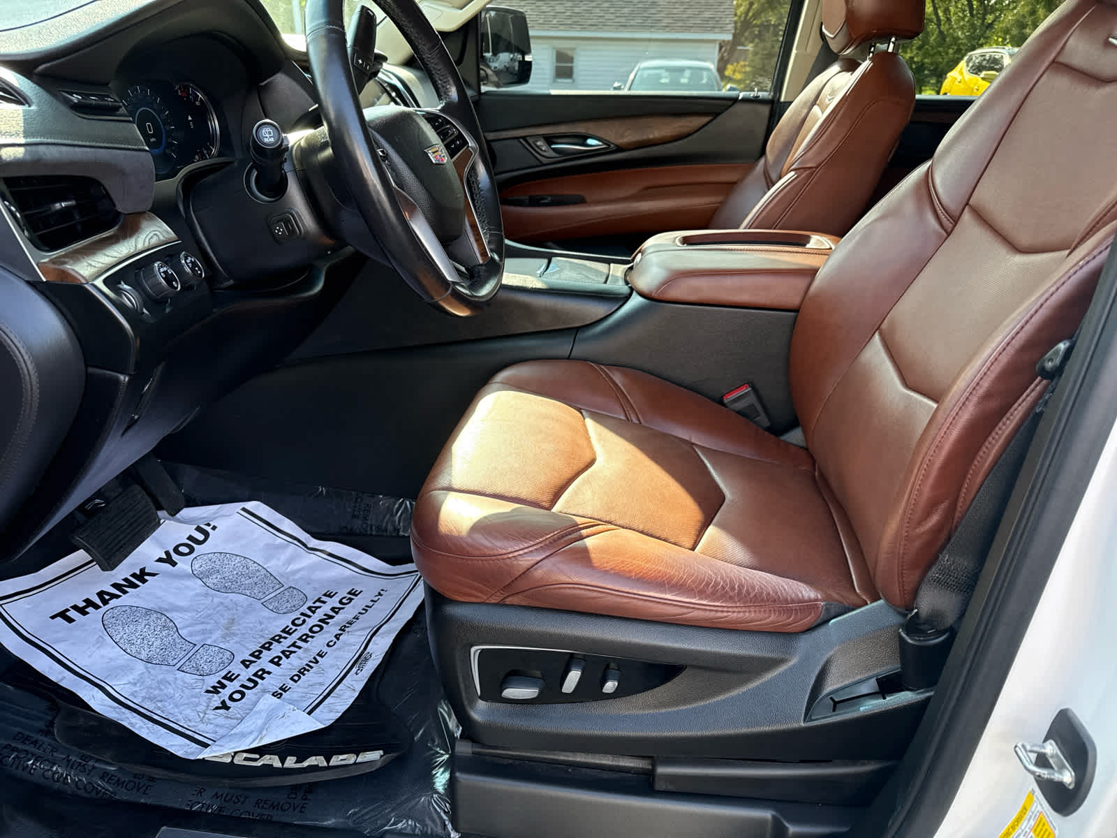 2019 Cadillac Escalade Premium Luxury photo 11