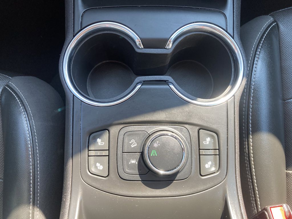 2023 Gmc Terrain SLT photo 14