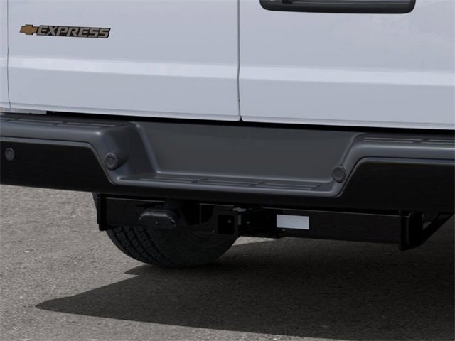 2025 Chevrolet Express Cargo 3500 photo 12