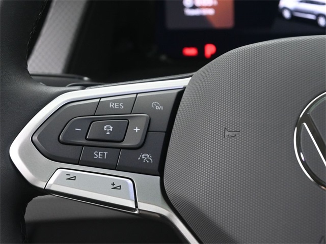 2025 Volkswagen Atlas Peak Edition SE photo 19